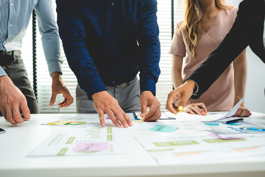 business of insurance client feedback service concept, busin